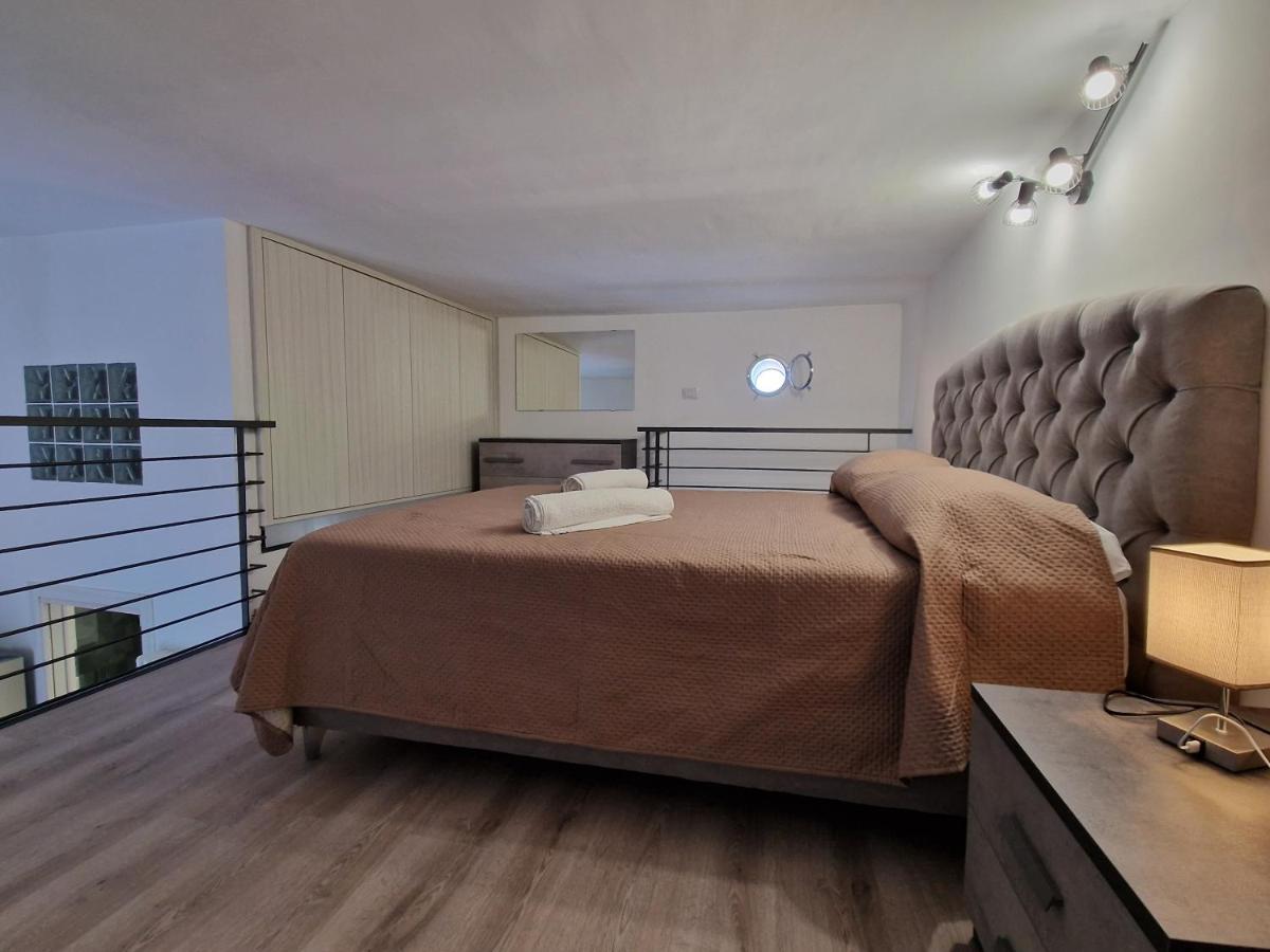 Appartement Casa Marfi à San Giorgio a Cremano Extérieur photo